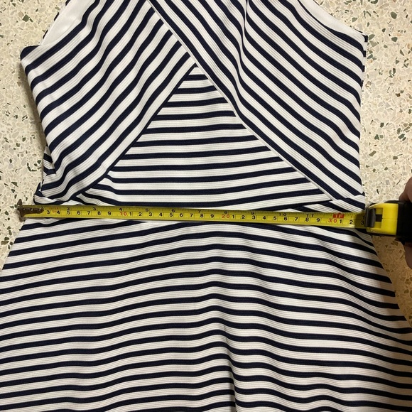 Girls Nordstrom Zunie Navy Blue and White Striped Dress Size 12 Classic - Picture 10 of 12